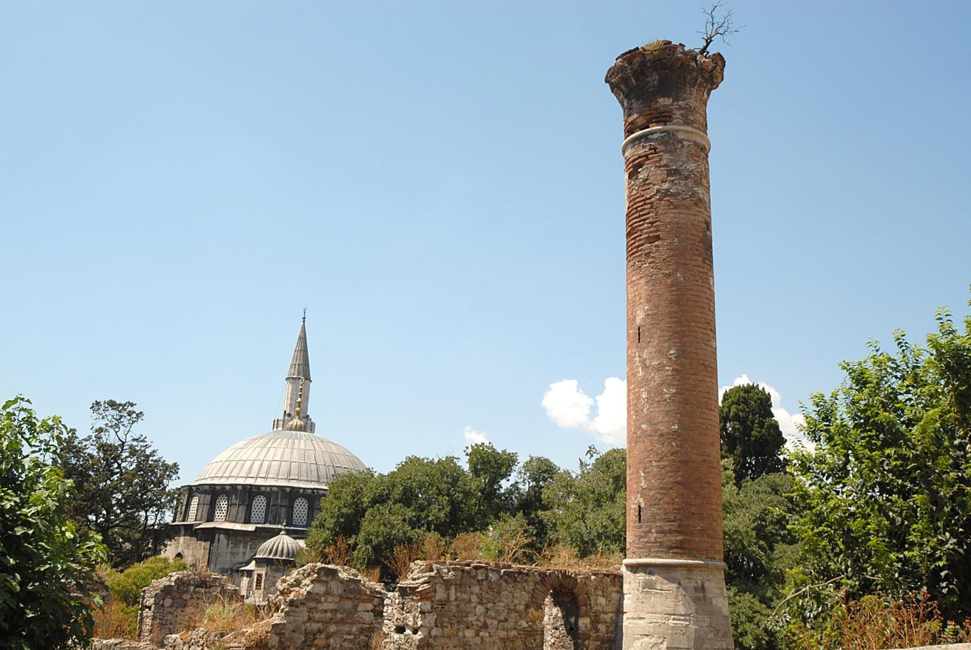 Otelden Sokullu Mehmet Paşa Camii manzarası